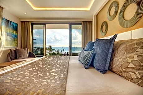 Luxury Presidential Ocean View One Bedroom Suite Diamond Club - LPOU1D