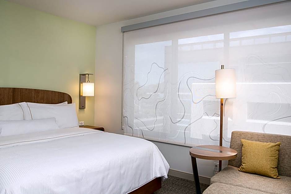 Element Scottsdale at SkySong