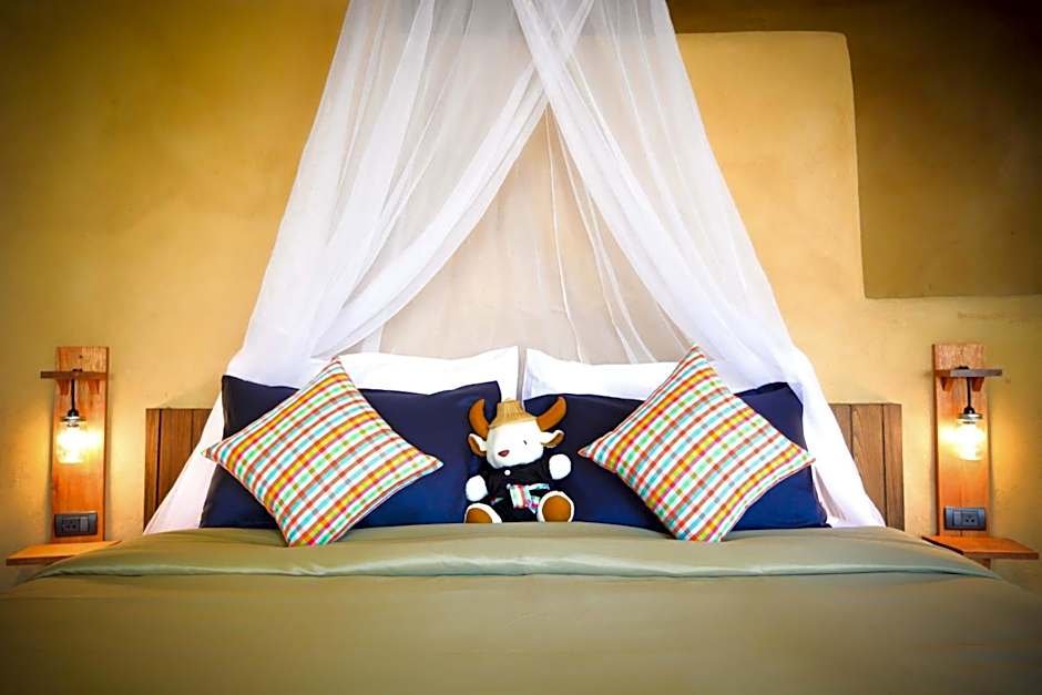 Photo 1 of 12 of Family Suite, Sea View