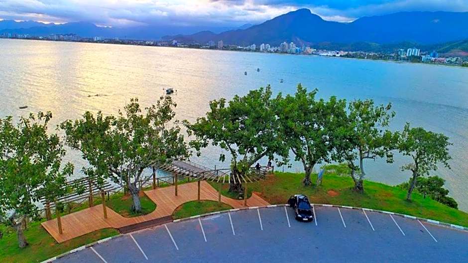 apto lindo 2 dor piscina AR internet 102 B