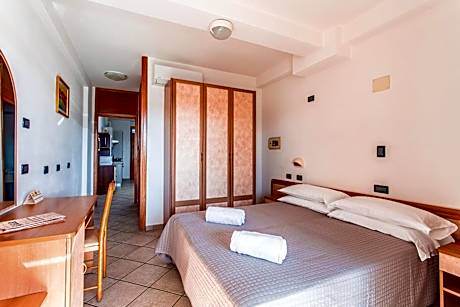 One-Bedroom Apartment with Balcony