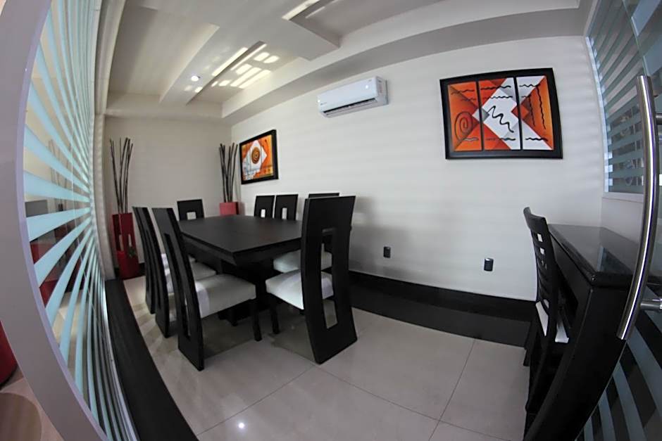 Hotel Portonovo Plaza Malecon