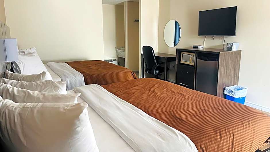 Falls Lodge & Suites