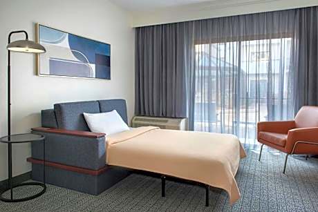 One-Bedroom King Suite with Sofa Bed - Hearing Accessible