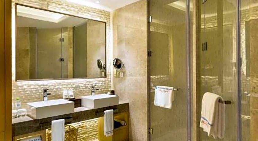 Wyndham Grand Plaza Royale Wenchang