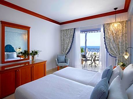 Superior Double or Twin Room with Sea View