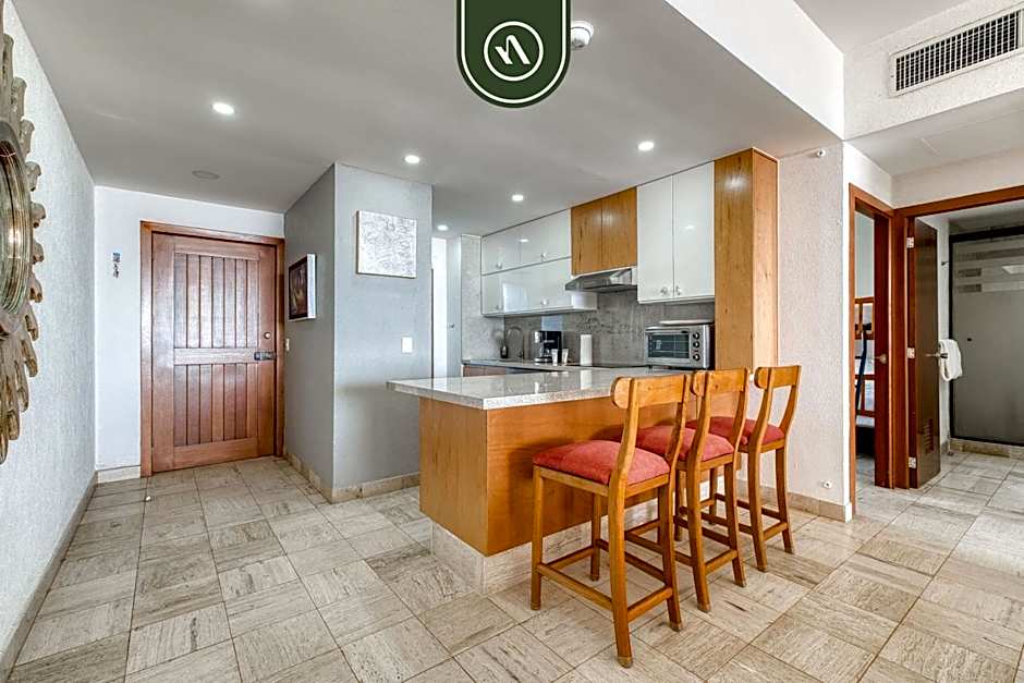 2BR Condo with Private Blacony - Oceean View
