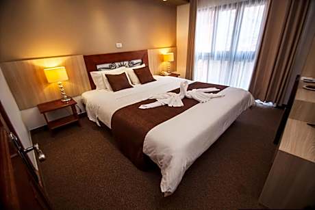 Standard Double Suite
