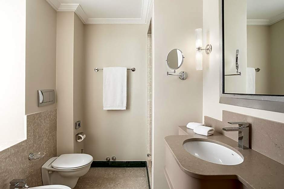 Room Mate Collection Mia, Rome Colosseum