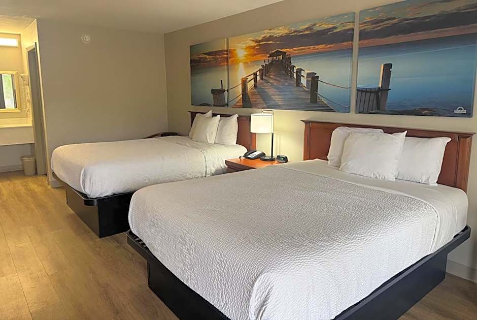 Days Inn by Wyndham Lake City I-10