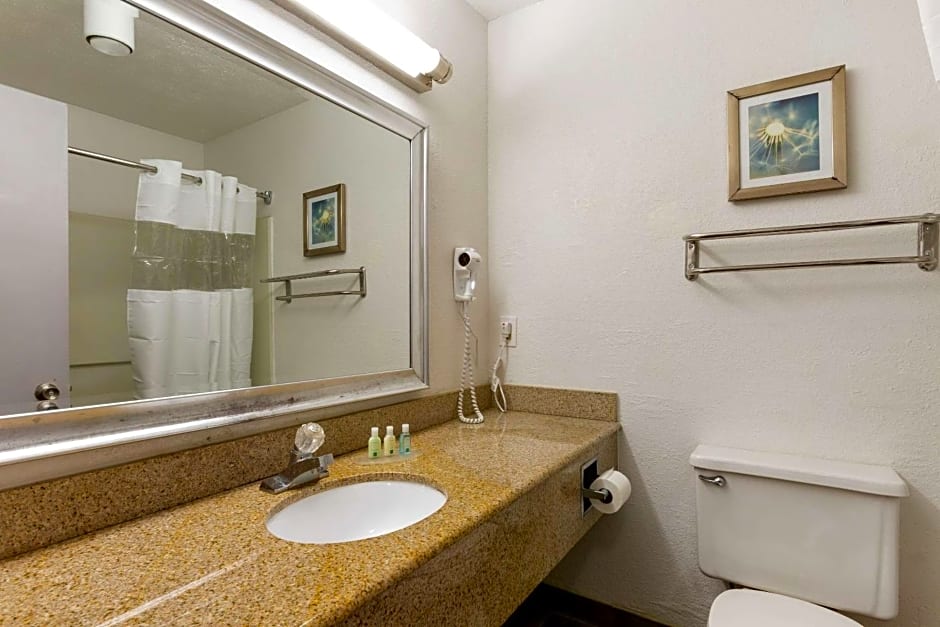 Quality Inn Toledo