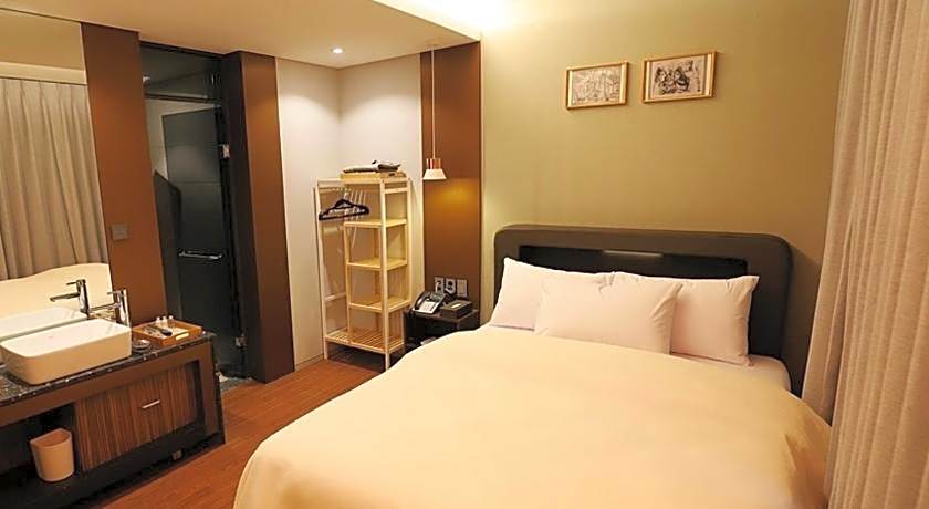 Namyangju Bukhangang Dolcecasa Hotel