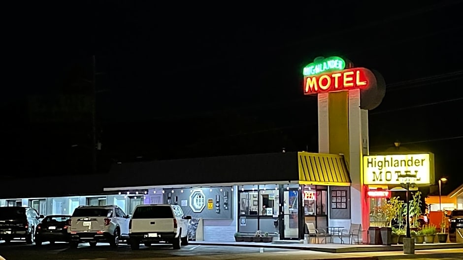 Highlander Motel