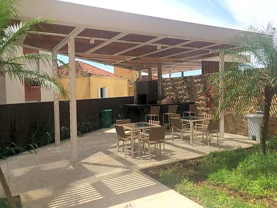 Vista Mar Unlimited Frente Mar Ar Condicionado Garagem Arrumação Andar Alto e piscina aquecida, sauna e muito mais!