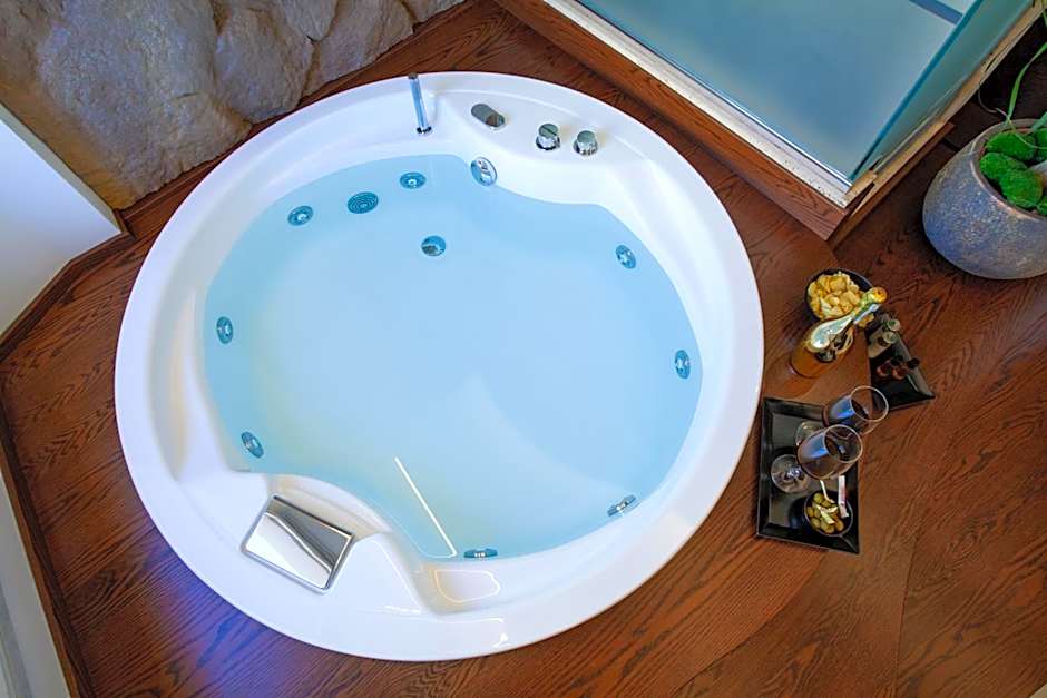 Palazzo Ferrucci Luxury Suites