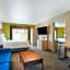 Holiday Inn Express Hotel & Suites Lewisburg