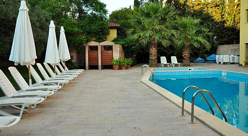 Palm Court Suites Ayvalik