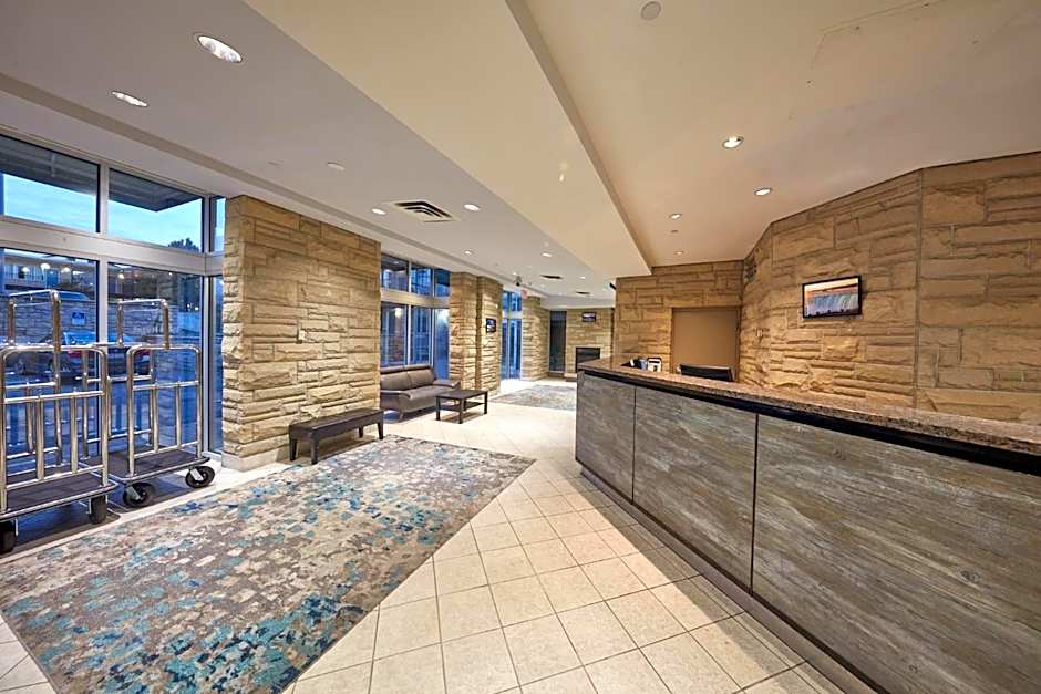 The Falls Hotel & Inn