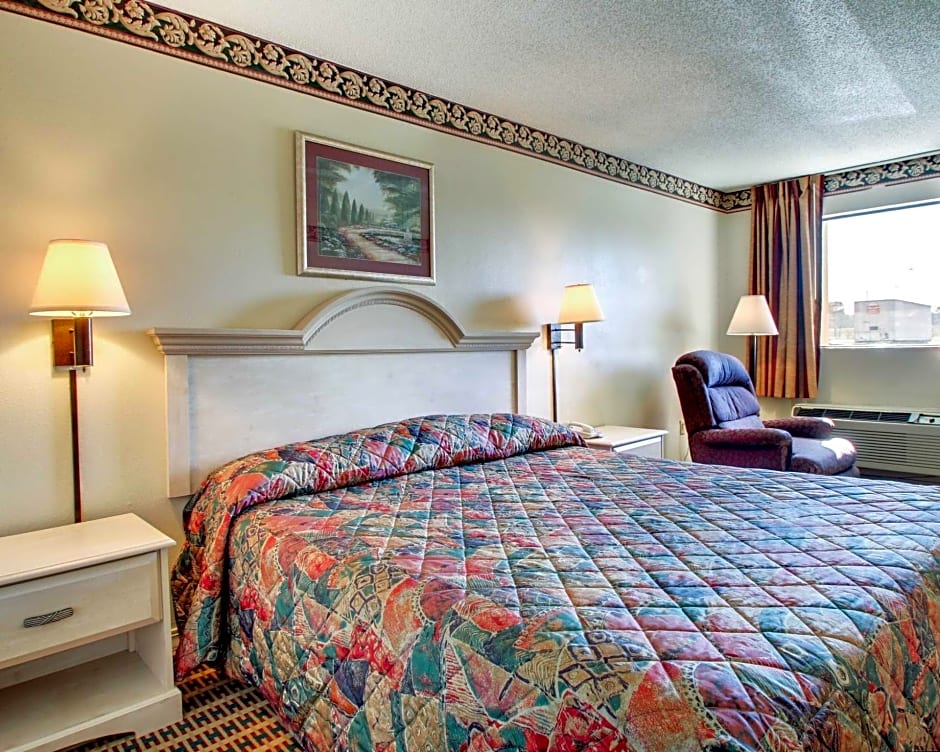 Econo Lodge Pearl - Jackson