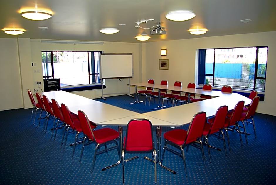 Abbots Hamilton - Hotel and Conference Centre