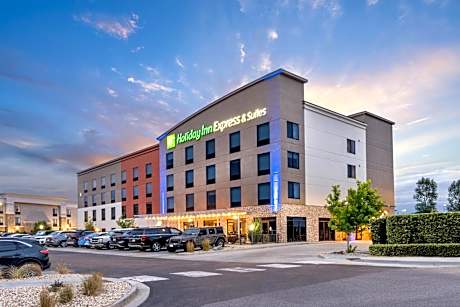 Holiday Inn Express & Suites Colorado Springs AFA Northgate By IHG