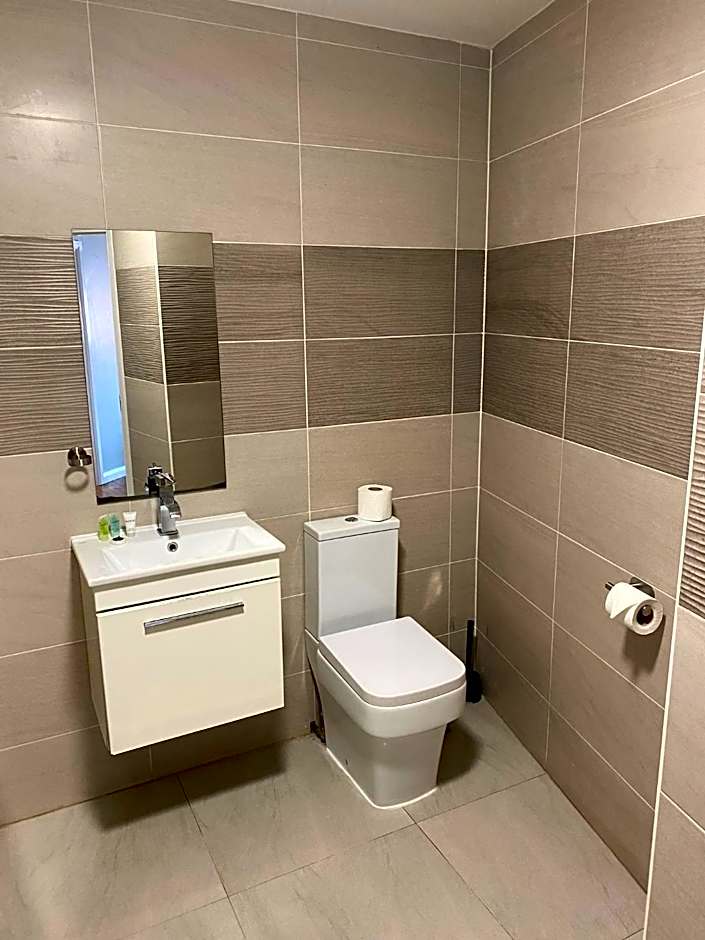 Showcase Apartments - Kimberley House