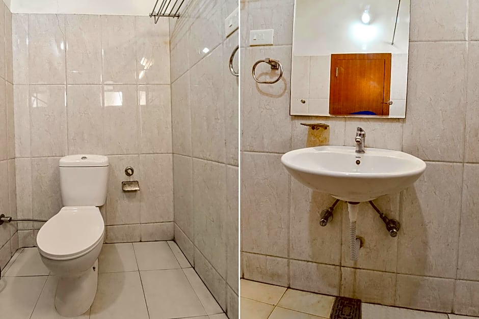 FabHotel Prime Square 36