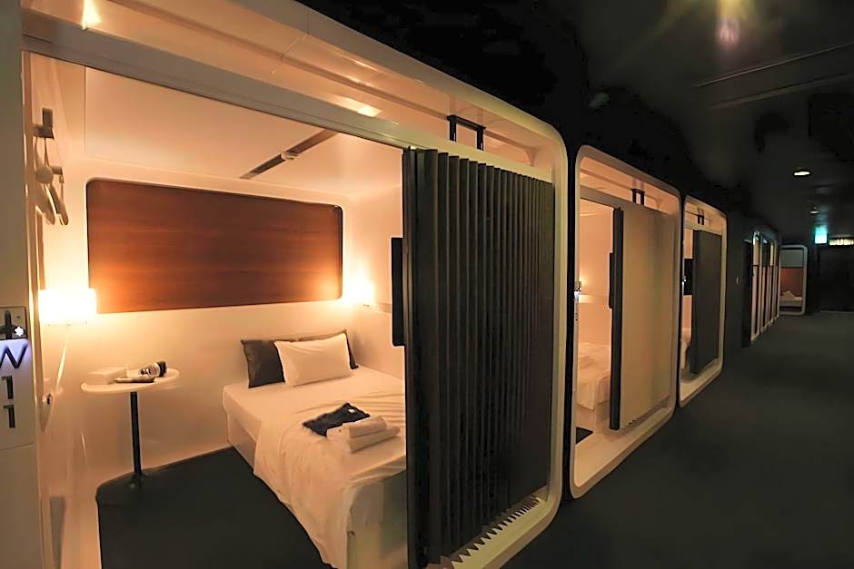 First Cabin Haneda Terminal 1