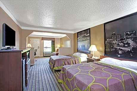 2 Double Beds Non-Smoking