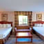 Studio City Court Yard Hotel