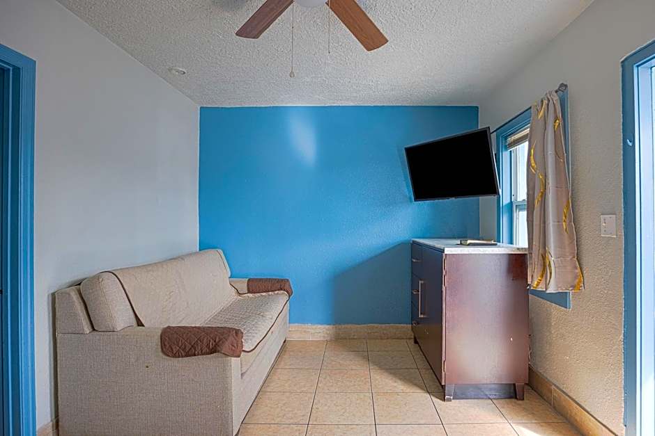 Aladdin Motel By OYO Merritt Island
