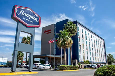Hampton Inn Torreon Airport-Galerias