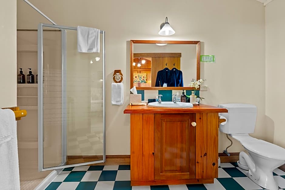 Tamborine Mountain Bed & Breakfast