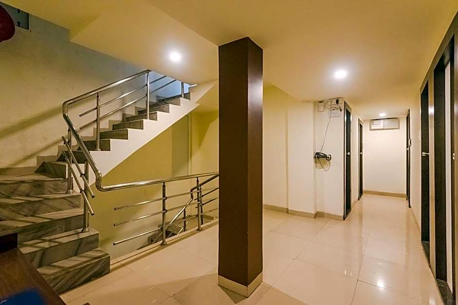 OYO Hotel Sarovar Grand