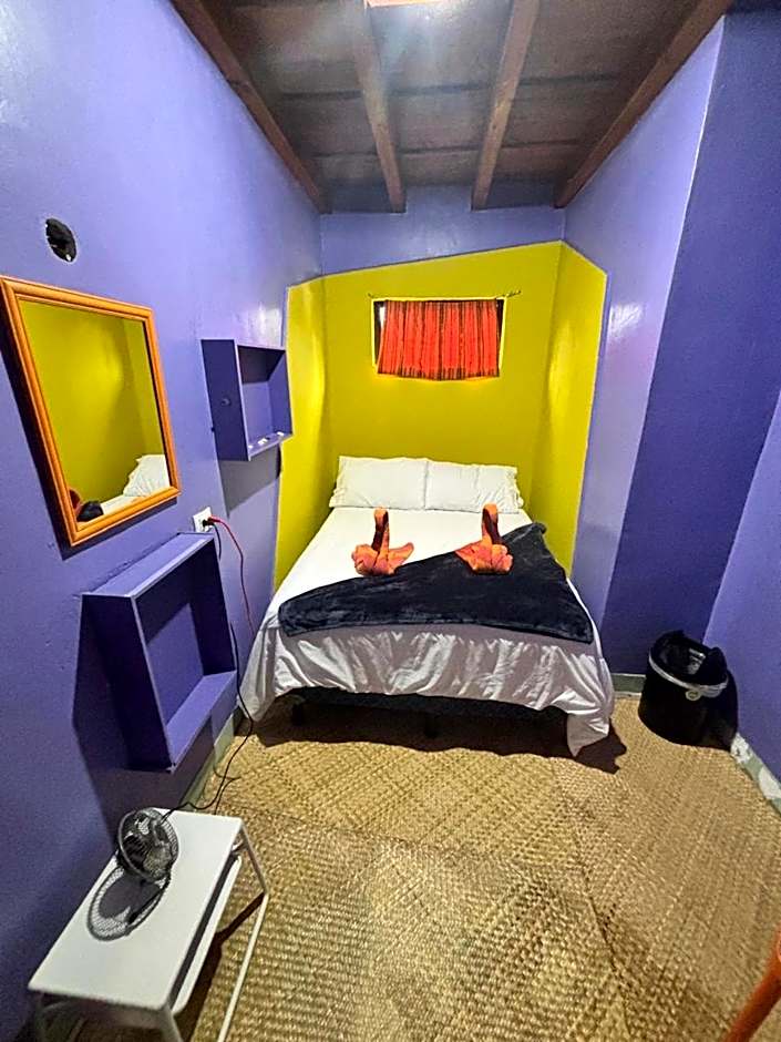 Yes Please! Hostel