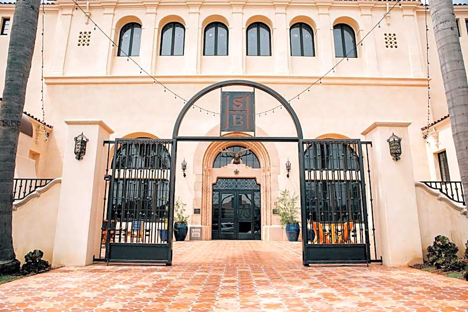 Hotel San Buena