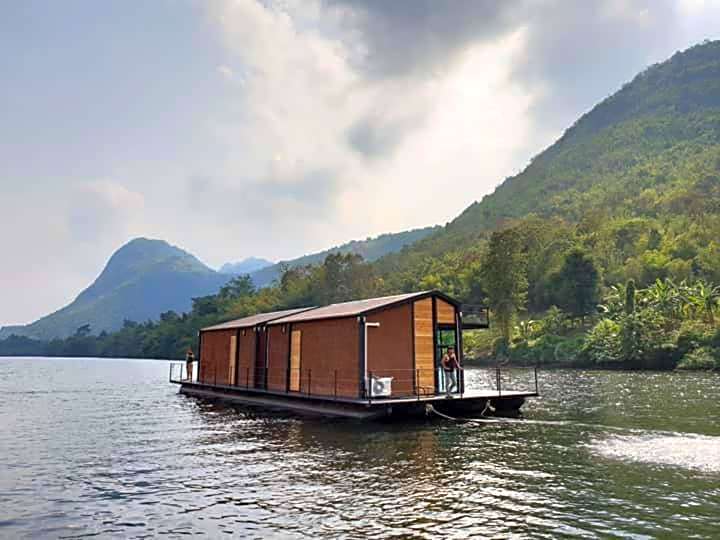 Baan Krupong