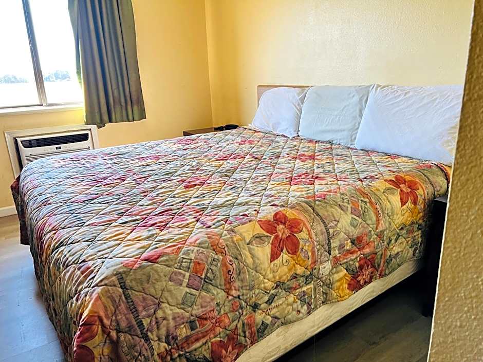 Rosewood Inn By OYO Union City I-69