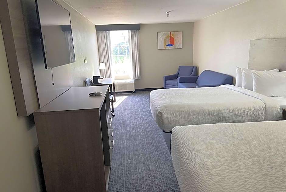 Days Inn & Suites by Wyndham Tahlequah