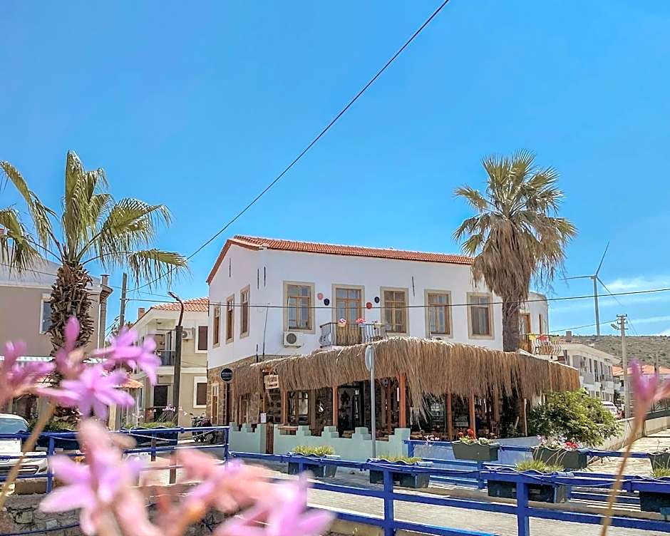 Çeşme Pürhayal Pansiyon