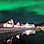 Senja Fjordhotell and Apartments