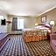 Super 8 by Wyndham Tyler TX