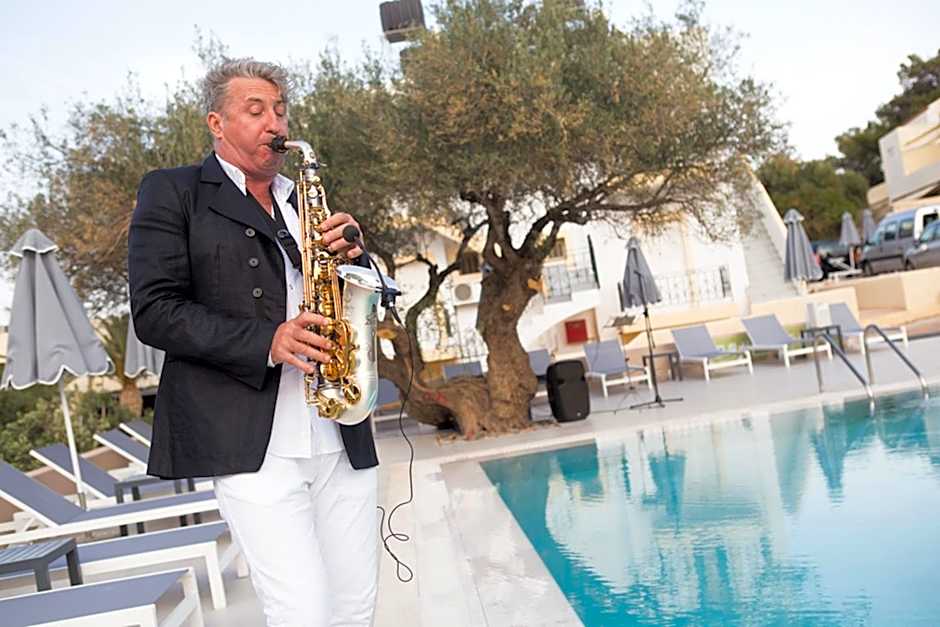 Sundance Apartments & Suites