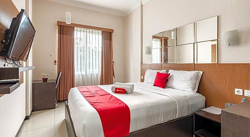 RedDoorz Syariah @ Soekarno Hatta Indah 2