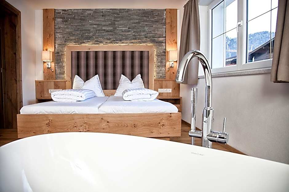 Hotel & Appartements Heigenhauser