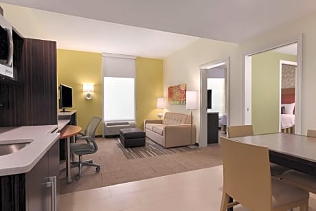 1 Queen Bed 1 Bedroom Suite Nonsmoking