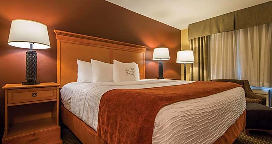 Best Western Plus Deer Park Inn & Suites