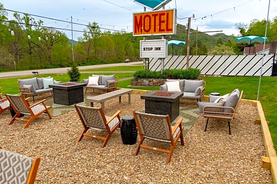 Townsend River Breeze Inn