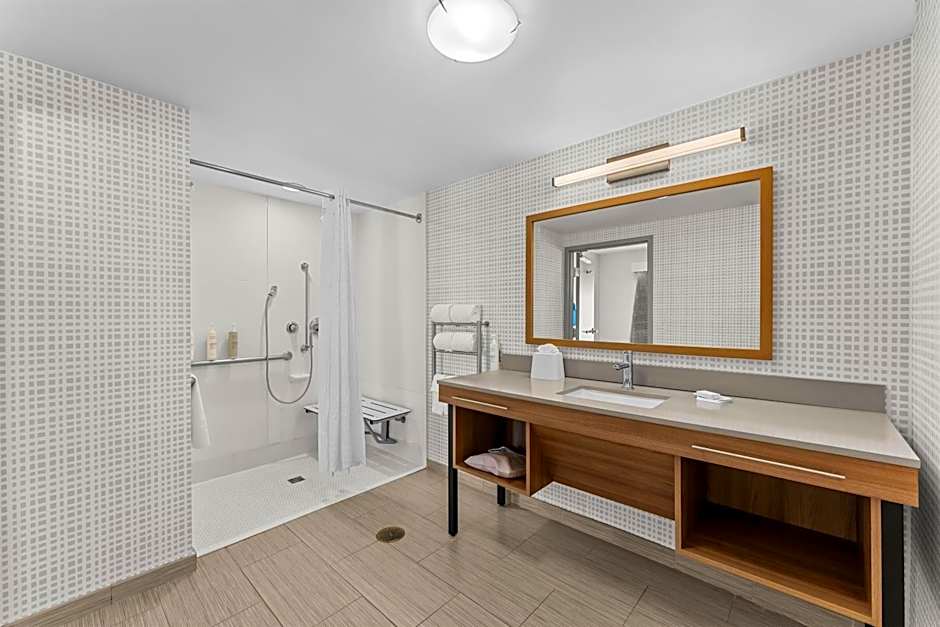 Hampton Inn & Suites Philadelphia/Bensalem