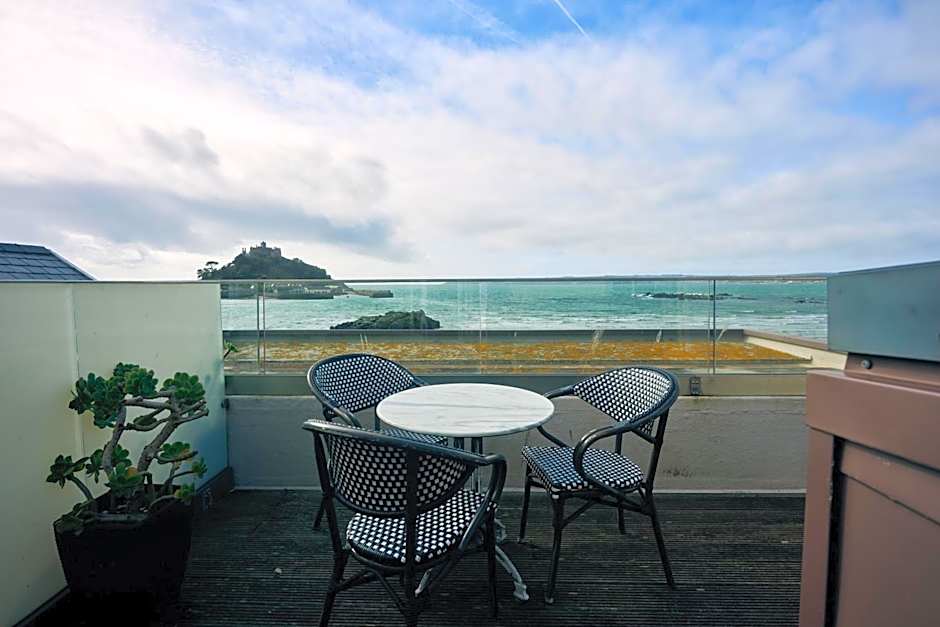 The Godolphin Hotel